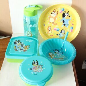 Zak! Lot of 5 Pieces Dinner Ware Storage Bluey